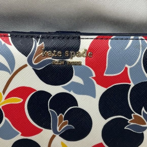 Colorful kate spade wallet - Picture 2 of 5